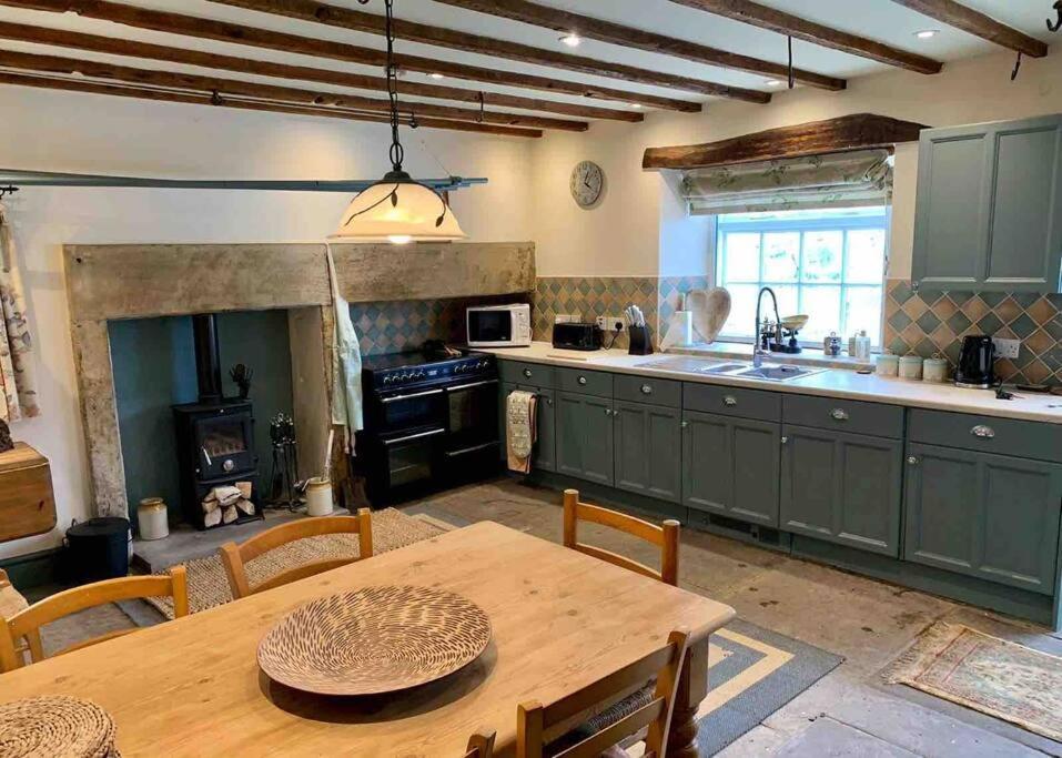Millstone Cottage - Cosy Peak District Cottage Taddington Eksteriør bilde